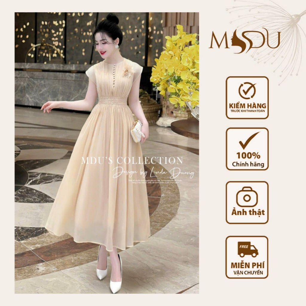 ชุดเดรสผ้าไหม MDU4204 สีขาวอ่อนเยาว์ ทรงกระโปรงบานอ่อนโยน จาก MDU K33-D3-1