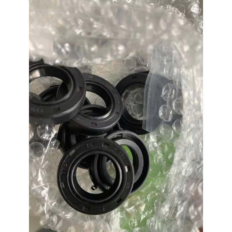 ซีลน้ํามัน 17x28x7 แถว L1 (17*28*7)