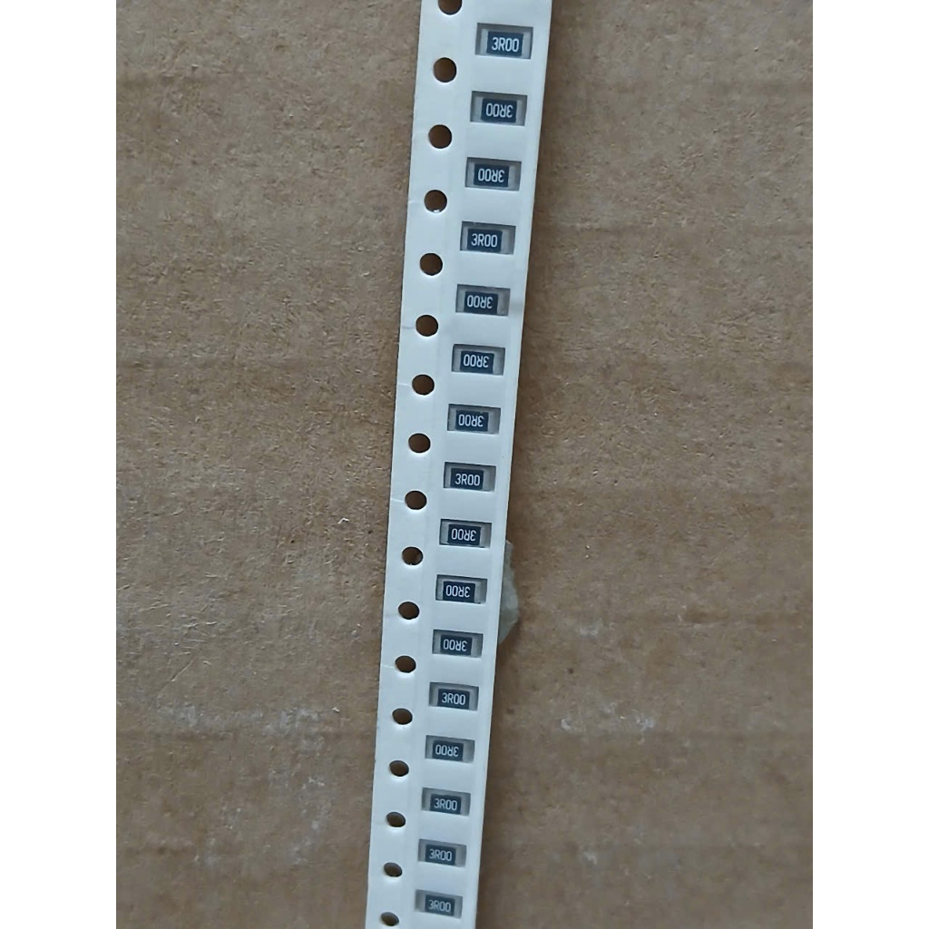 3R00 3Ω Paste Resistor ขนาด 1206 1/4W (100 ตัว)