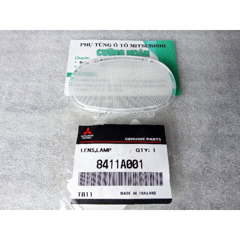 ชุดประตูโคมไฟกระจก) Pajero sport KG6W KH4W KH6W, Outlander GF2W, GF3W 8411A001