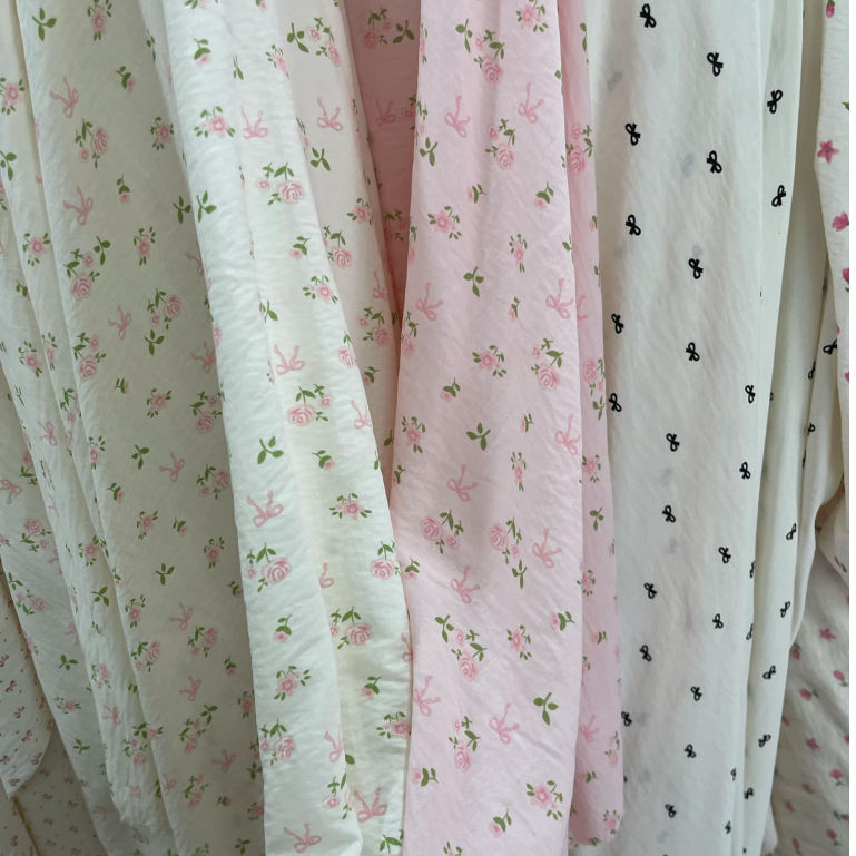 อลิซ ผ้า ลินินดอกไม้เล็กๆสุดน่ารัก/ผ้าโฟมหลายลาย สําหรับทําเดรส เดรส เสื้อผ้าหน้าร้อนเท่ๆ ขนาด 1ม5