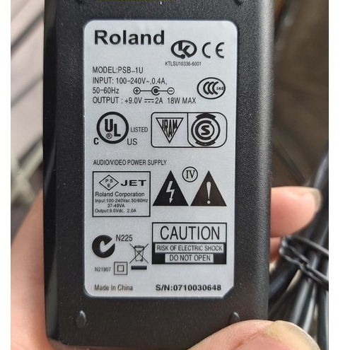 สายไฟ Roland RD 300 NX