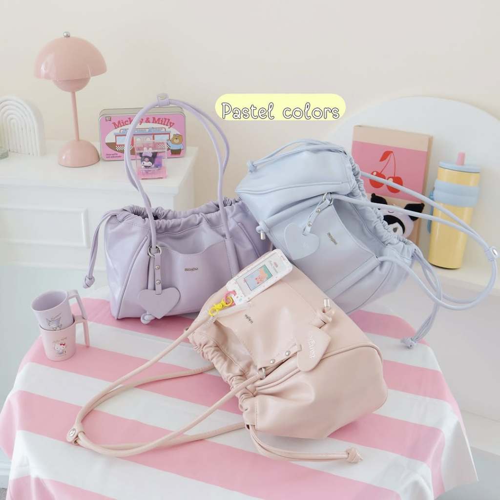 [AVAILABLE] 8angles Kiki Gyoza กระเป๋าสะพายไหล่ผู้หญิงขนาด 11 นิ้วเหมาะกับแท็บเล็ต Ipad