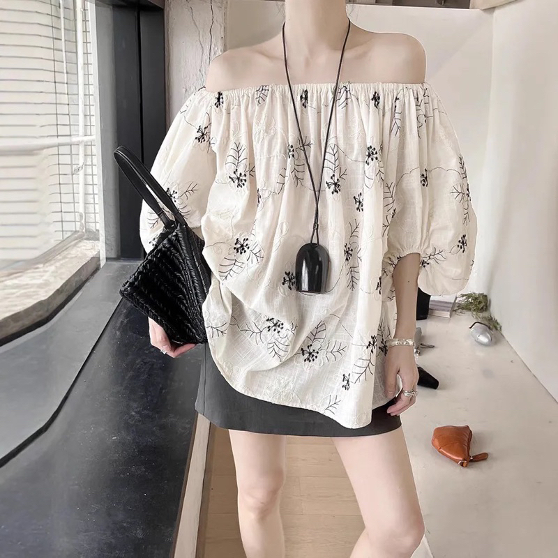 เสื้อเชิ้ตแขนยาวเปิดไหล่ผู้หญิงปักลาย ก108 เสื้อเชิ้ตแขนพัฟแขนลง เล็กคิวซี