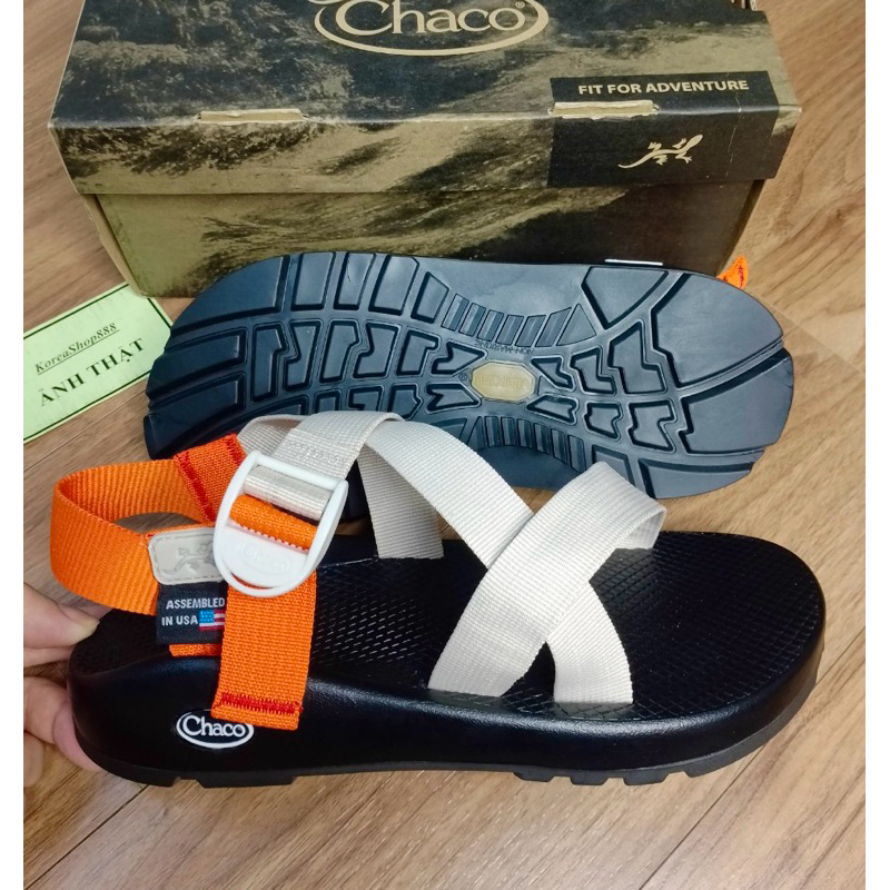 CHACO D99 รองเท้าแตะผู้ชายและผู้หญิง