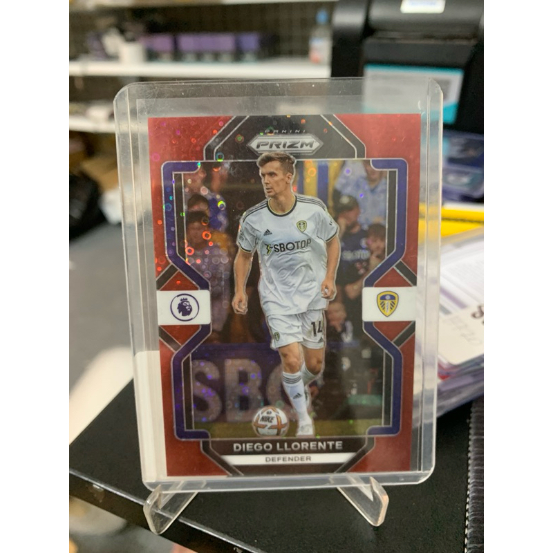 การ์ดฟุตบอลจํานวนจํากัด H769 Llorente /49 Leeds United Panini Prizm EPL 2022/23