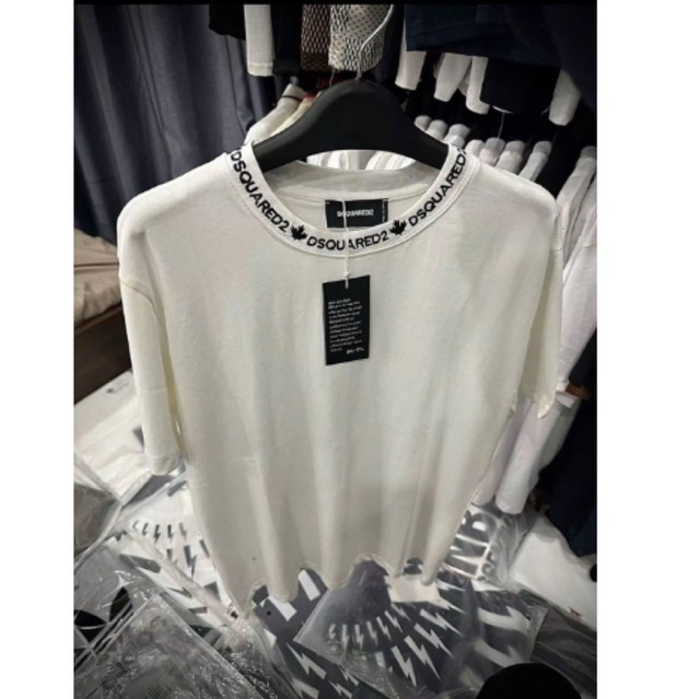 เสื้อยืด dsq แบบใหม่คอปกทอตัวอักษรใบไม้ แถมหมุด ง2