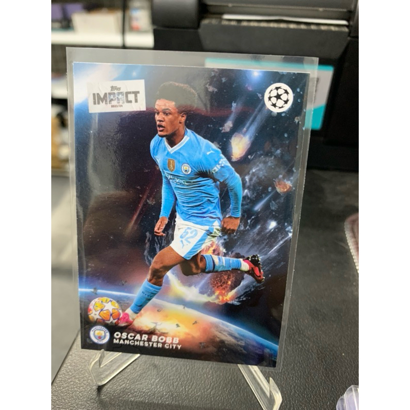 H894 Oscar Bobb Manchester City Topps Impact 2023/24 การ์ดฟุตบอล