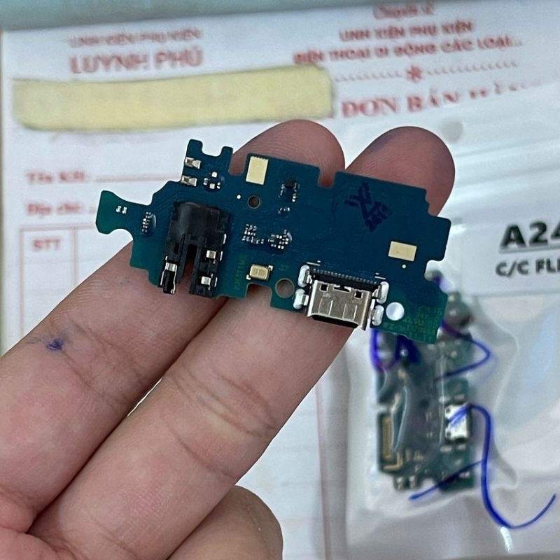 คลัสเตอร์ชาร์จ Samsung A24/A245F ไม่ทดสอบ