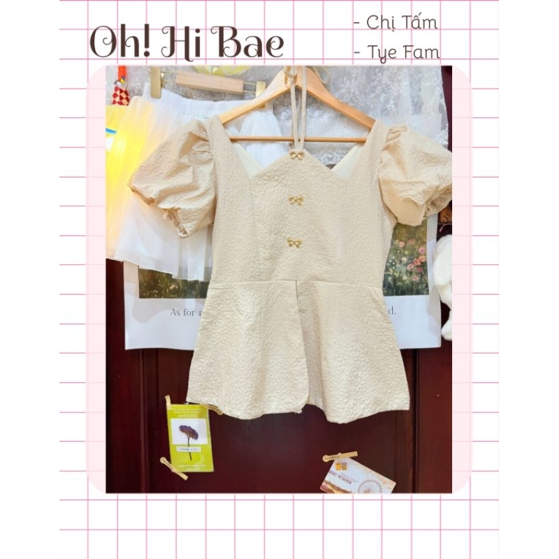 Lady Set พร้อมกระโปรงตาข่ายและเสื้อแขนพัฟ