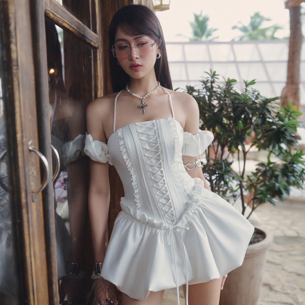 DARLING.ISM - ชุดเดรส Solvia แบบคอร์เซ็ทแอฟริกันสีขาว