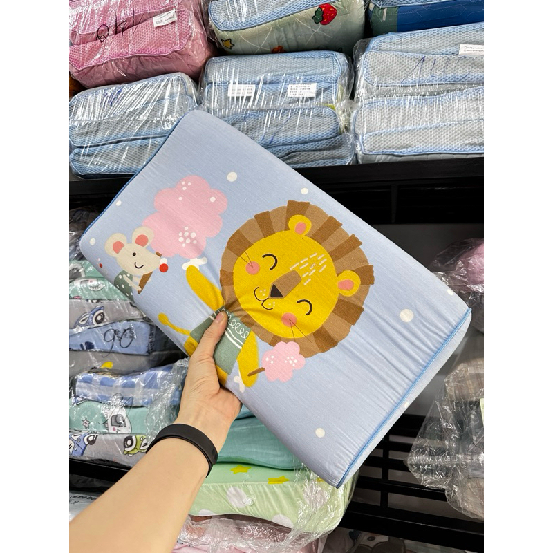 หมอนยางพารานวดต่ําสําหรับการสร้างคอและไหล่สําหรับเด็ก 3 - 10 ปีนําเข้าขนาด 27x40ซม