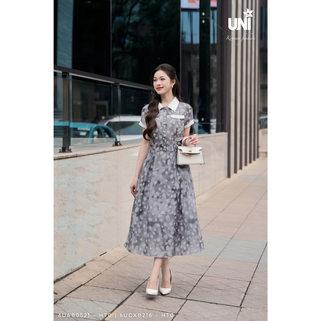 UNIVTH เสื้อผู้หญิงและกระโปรงบานชุดคอปกเยอรมันแขนสั้นลายหรูหรา 6UAB0521 - 6UCXB216 - HT0