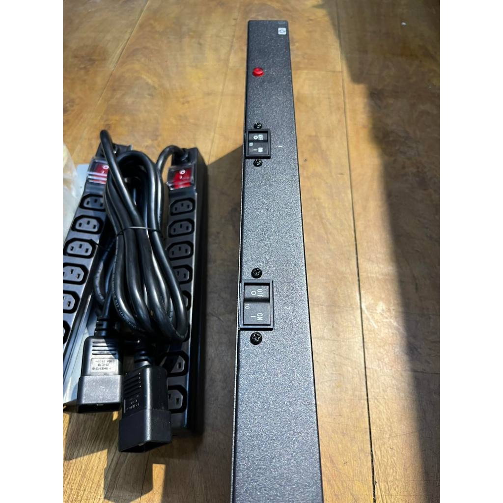 PDU อะแดปเตอร์แปลงไฟ C13 HP 228481006 16A PDU แรงสูง 303264-001 - Core Only