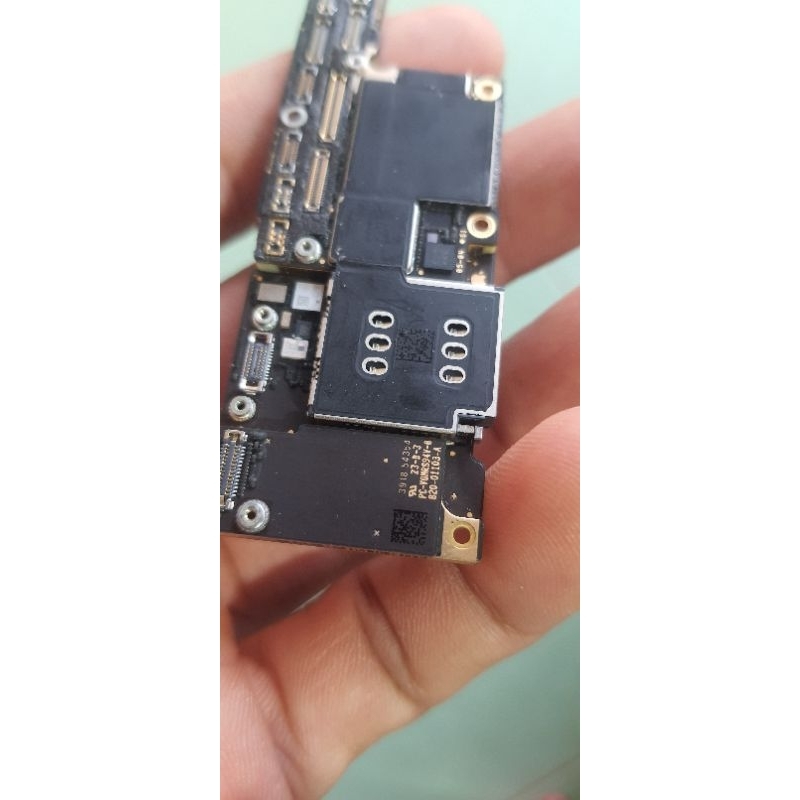 โทรศัพท์หลัก xsm ถอดแล้วล็อค icloud ตามภาพ