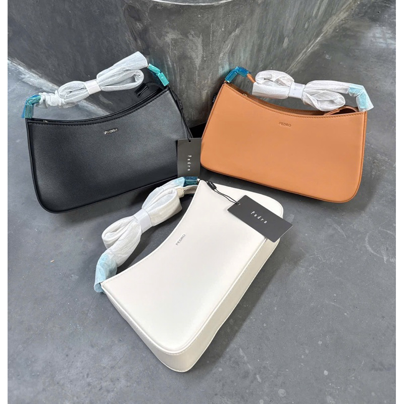 กระเป๋าสะพาย PEDRO สี่เหลี่ยมคางหมู Jatte