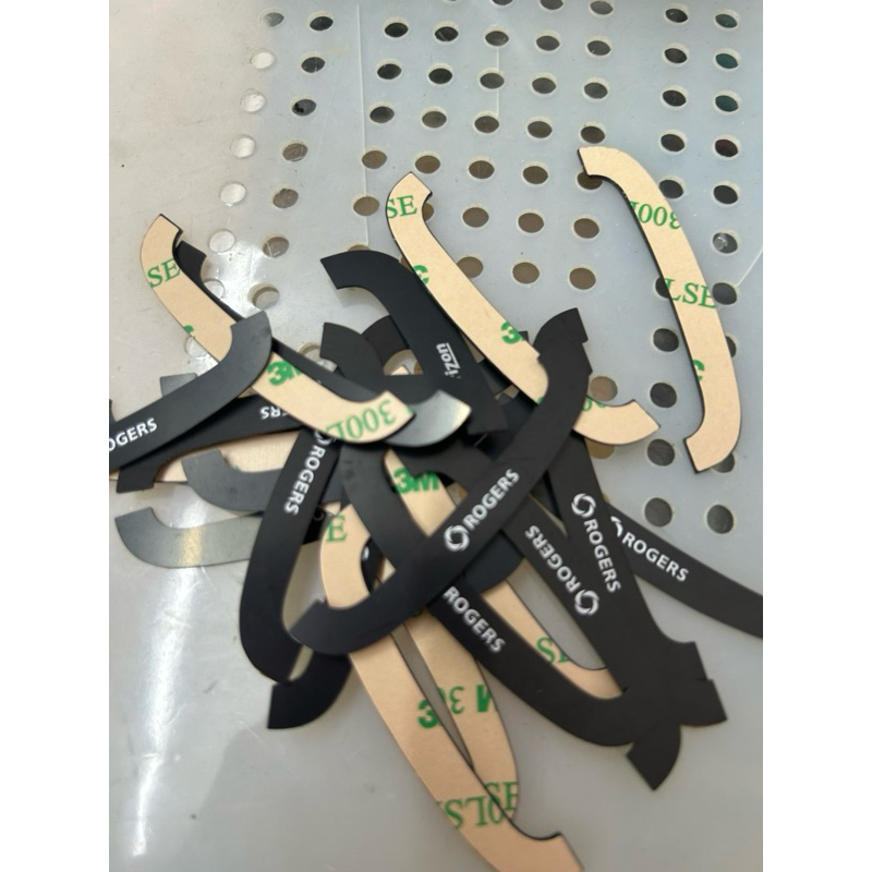 ฝาครอบด้านล่าง blackberry Q10