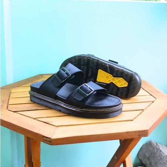 Dr.Martens Cross Strap Sandals 2025 นําเข้าจาก ThaiLand (Dr.2Q25)