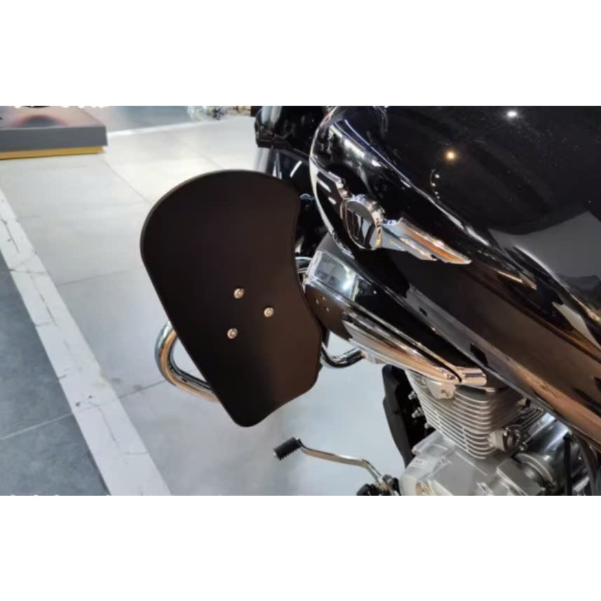 แผ่นปิดโคลน Suzuki Gz150a สีดํา 34*18 ซม. คู่