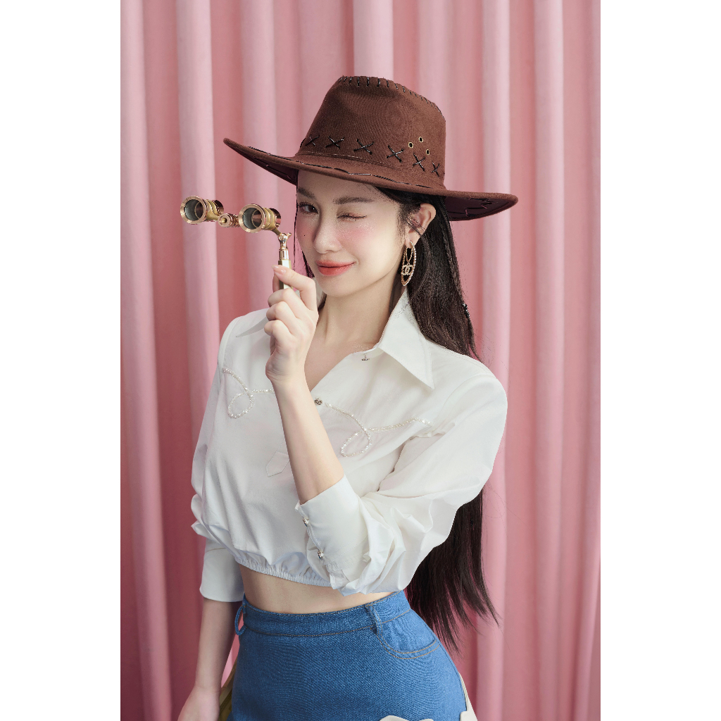 เสื้อเชิ้ต CROPPED สีขาว เสื้อเชิ้ต ISLAND CROPPED ดีไซน์แฟชั่น K Closet A4023