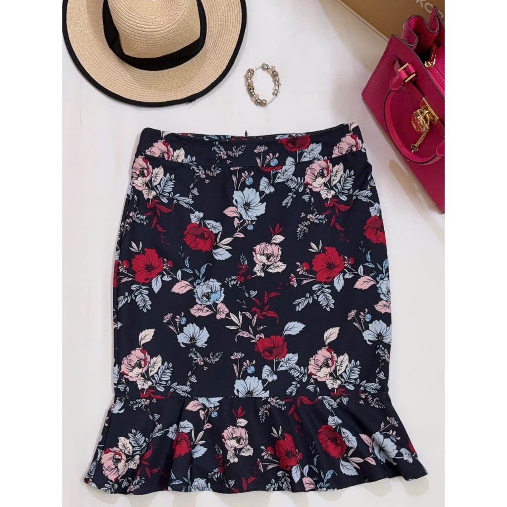 กระโปรงหางปลา - 2 Hands (Size L)