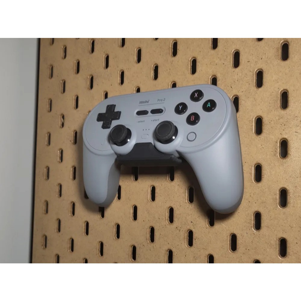 8BitDo Pro 2 ที่จับและยึดบน IKEA Skadis เป๊กบอร์ด