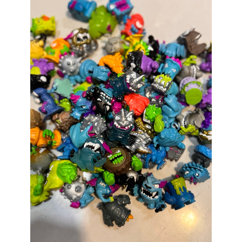 โมเดลสัตว์ประหลาด MrBeast Lab - จัดส่งแบบสุ่ม ไม่มีรุ่นเดียวกัน