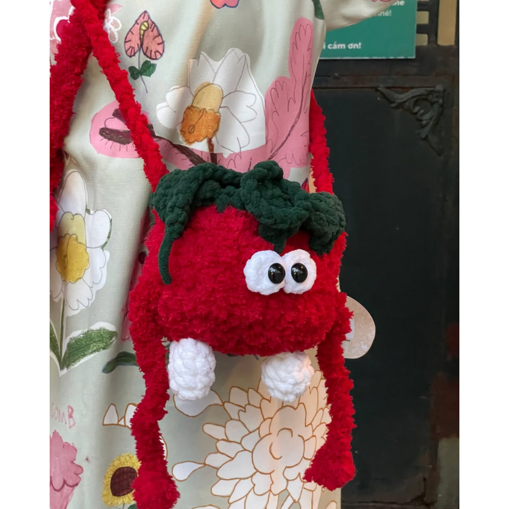 กระเป๋ามะเขือเทศถักน่ารักและเป็นส่วนตัวโดย Cho Vui Craft