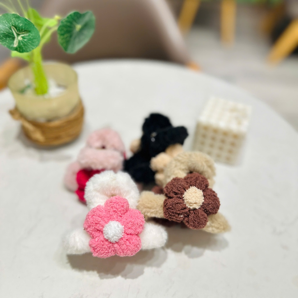 คลิปก้ามปูปุยดอกไม้สําหรับแม่และเด็ก madeby mami ของ Cloudy