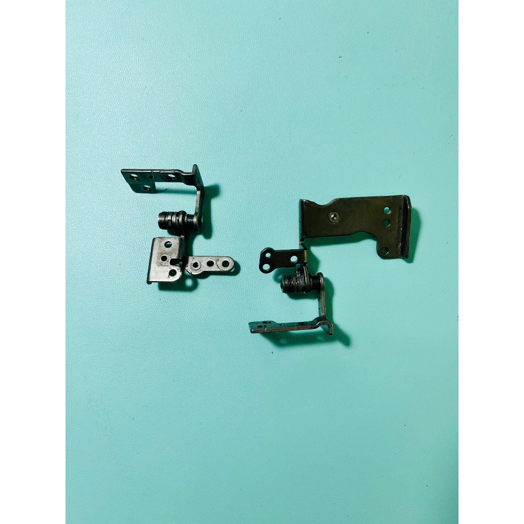 บานพับแล็ปท็อป Samsung NT300V5A