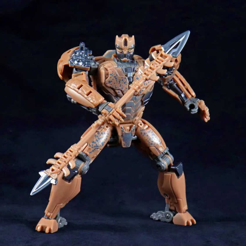 Cheetor Transformers ROTB BMB QT-02 ของเล่นหุ่นยนต์แปลงร่าง 17 ซม.