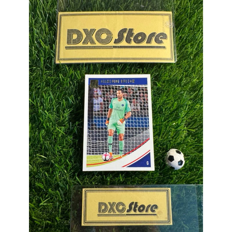 [ ของแท้ ] - รองเท้าฟุตบอล PANINI DONRUSS 2019 - GIANLUIGI BUFFON (PSG)