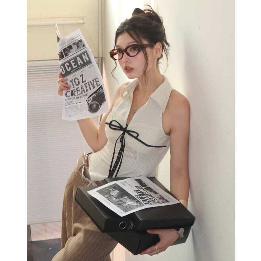 AIAI OFFICIAL Ivy Halter Top เสื้อคอปก Gile – สลิมฟิต