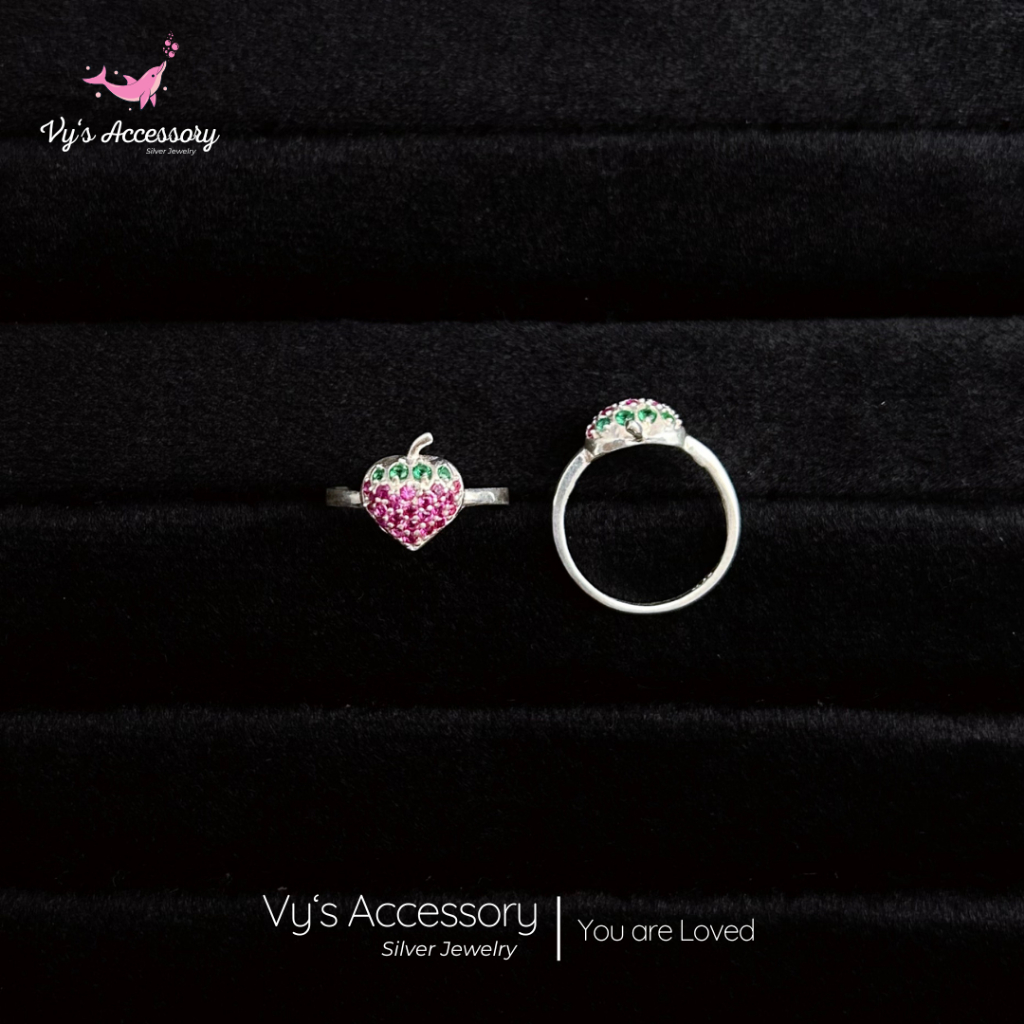 แหวนเงินสําหรับทารกที่มีสตรอเบอร์รี่สีชมพูน่ารัก Vys Accessory NB02