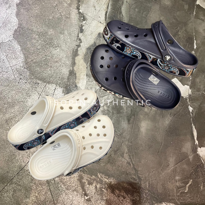 [กล่องเปลี่ยน] รองเท้าแตะ Cr@ss SevenA พร้อมพื้นขอบลวดลาย