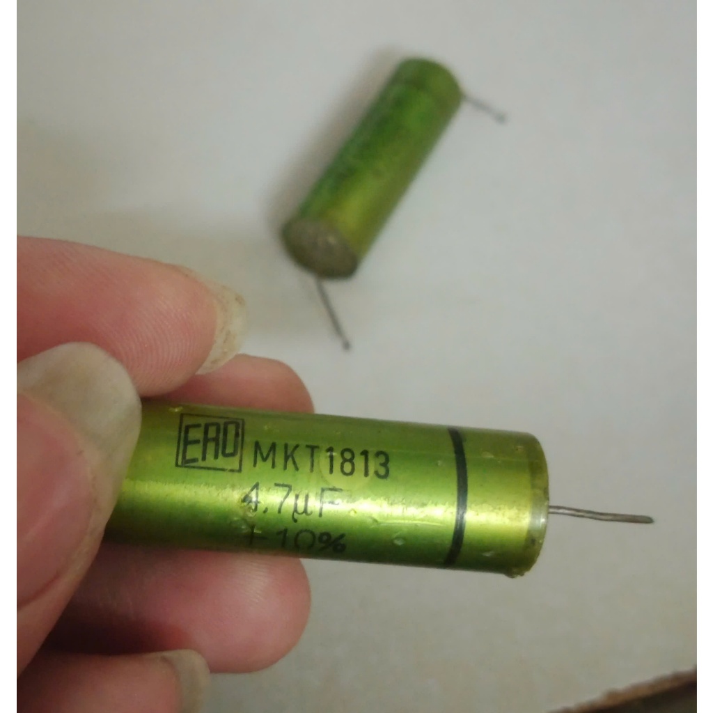 ตัวเก็บประจุครอสโอเวอร์ระดับไฮเอนด์ MKT1813 250V 4.7uF ERO GERMANY 9x25mm