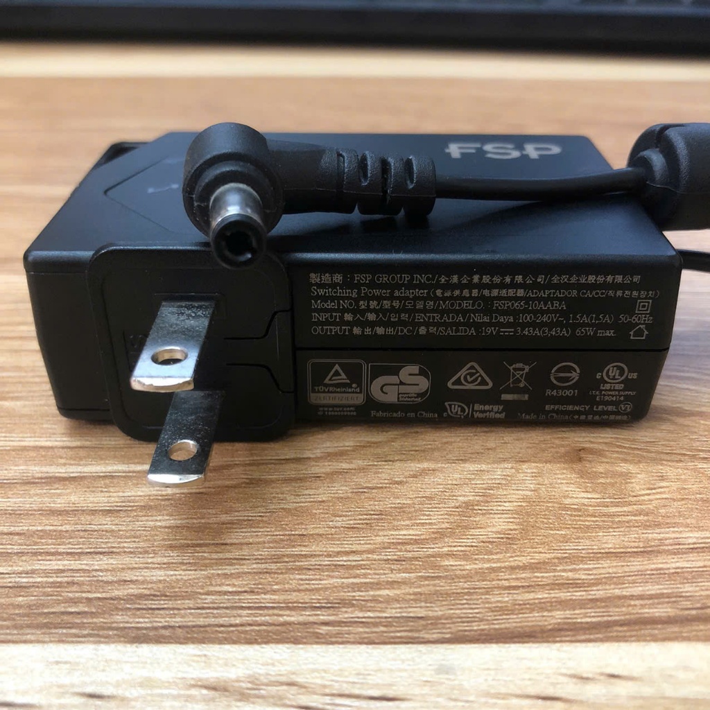 อะแดปเตอร์ไฟ FSP FSP065-10AABA 19V 3.43A 65W DC ปลั๊ก 5.5 มม.x 2.5 มม.สําหรับ intel NUC8i5/8i3BEH NU