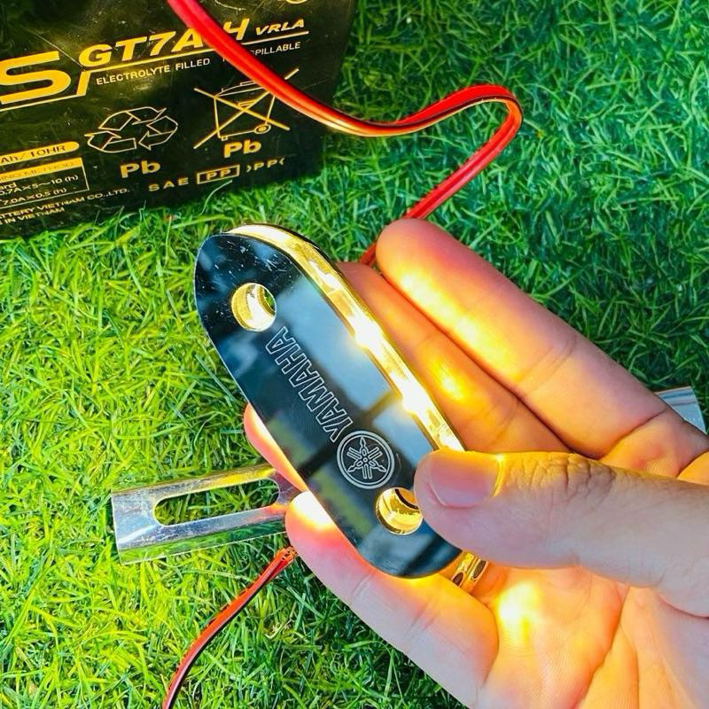 ฝาครอบกระจกบังลม R15v3 R15v4 ในตัวที่สวยงาม