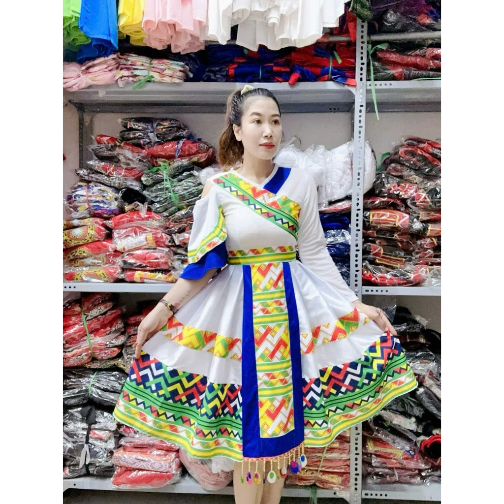 HMong Womens Brocade Costume - HMong Women 2 - Xuan Hang Performance Costume