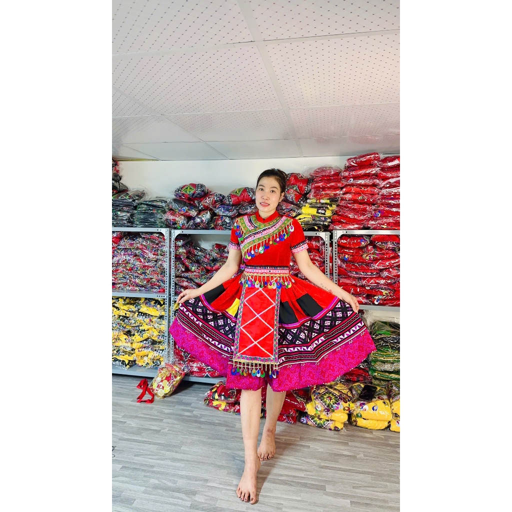 HMong Womens Brocade Costume - HMong Women 5 - Xuan Hang Performance Costume