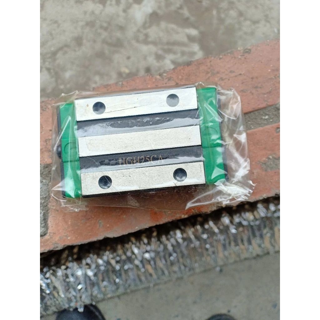 ตัวเลื่อน HIWIN HGH25CA