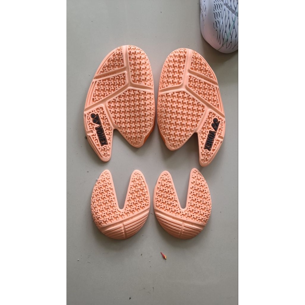 Yonex comfort z3 - พื้นรองเท้าแบดมินตัน