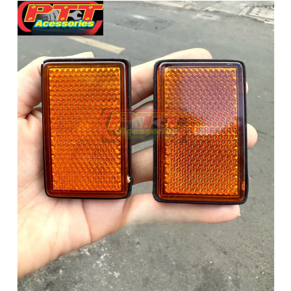 PAIR OF MAX CAR REFLECTIVE CAT EYES (1 PAIR)