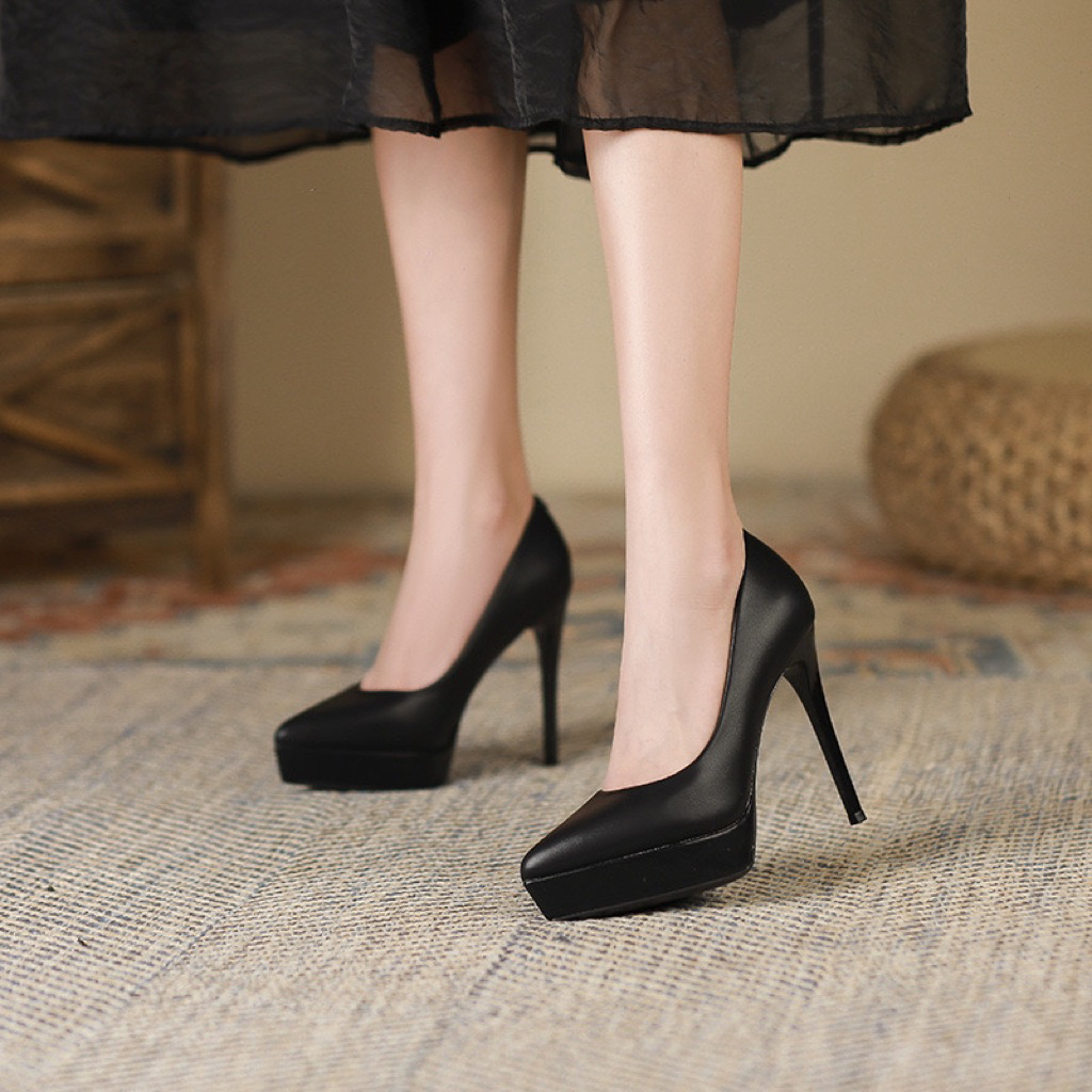 รองเท้าส้นสูงระดับไฮเอนด์กวางโจวพร้อมพื้นรองเท้าคู่ 2.5 ซม. สูง 12 ซม. (HT1233B)