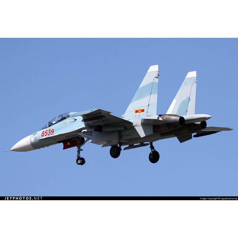 ตกแต่ง Sukoi รุ่น SU-30Mk2 8539 Vietnam 1:100 โลหะ (MB100SU30)