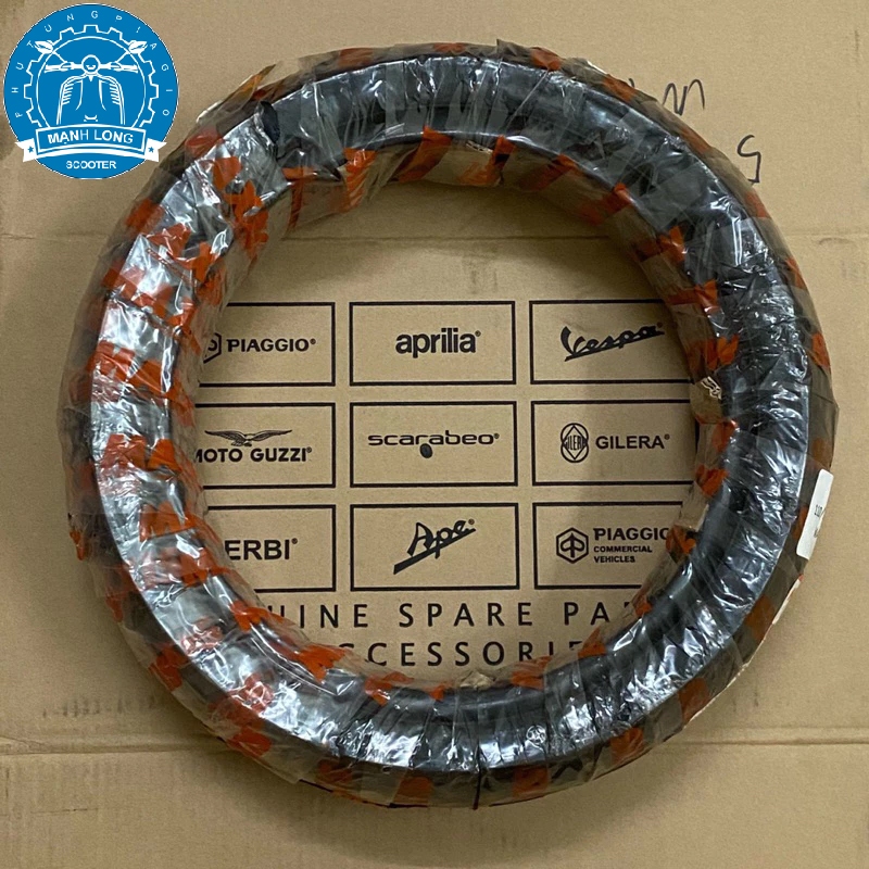 ยางหน้า ยางหลัง Vespa Sprint, Vespa primavera, Lx.. (แท้)