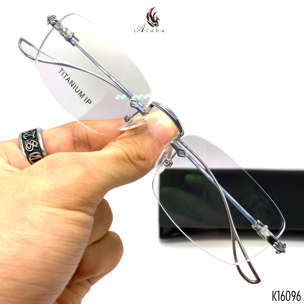 [NEW] กรอบแว่นตา Chrome Heart สแตนเลส Titanium ลายดอกไม้ Iris คม แว่นตัดใกล้ไร้ขอบ unisex - K16096 -
