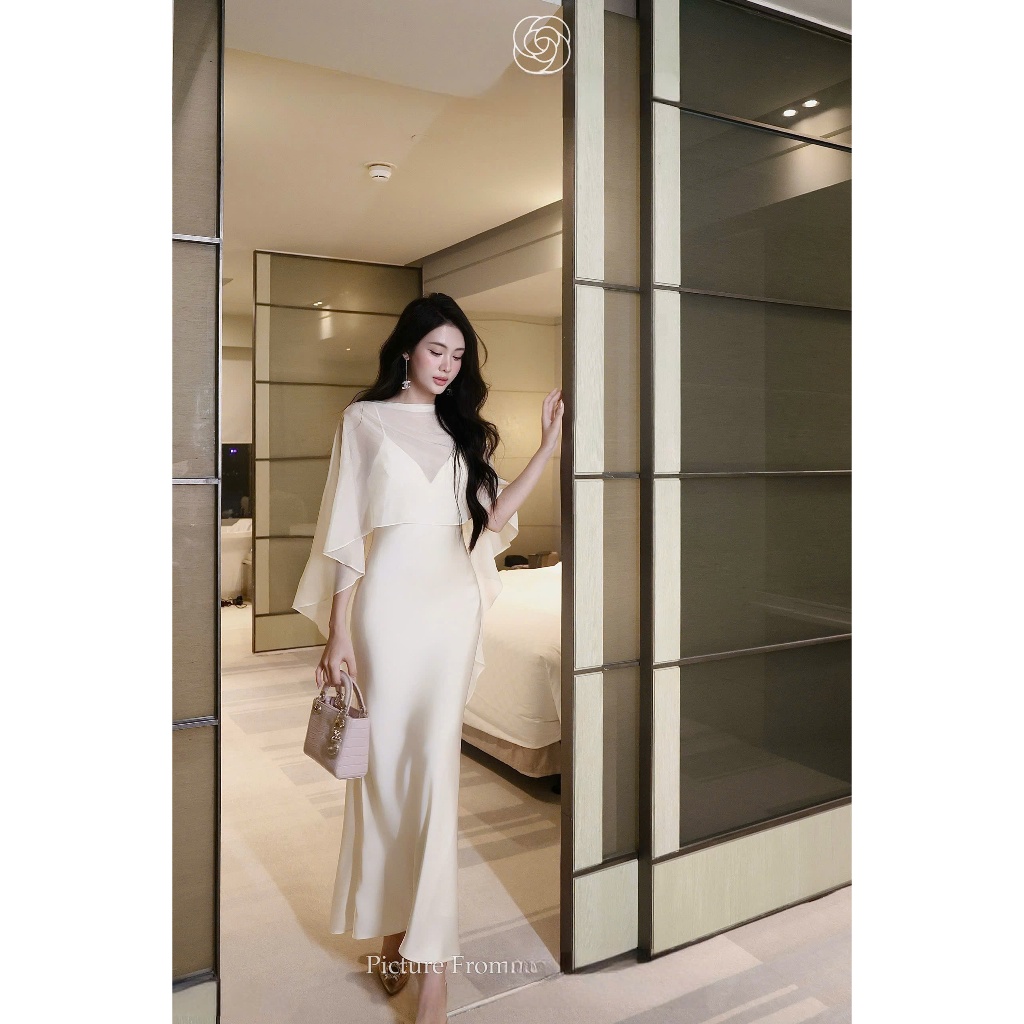 เดรสยาวไหมพรม เสื้อคลุมสุดหรูเย้ายวน Choice Dress