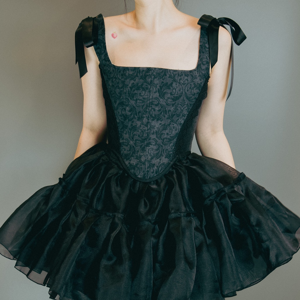 Létiia - Charcoal Vivian Corset ft Petticoat ( Vivian Corset)