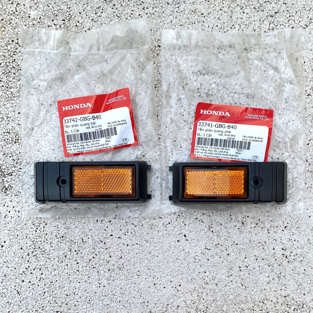 แผ่นสะท้อนแสง SUPER DREAM SUPER DREAM Cat Eye (คู่) HONDA